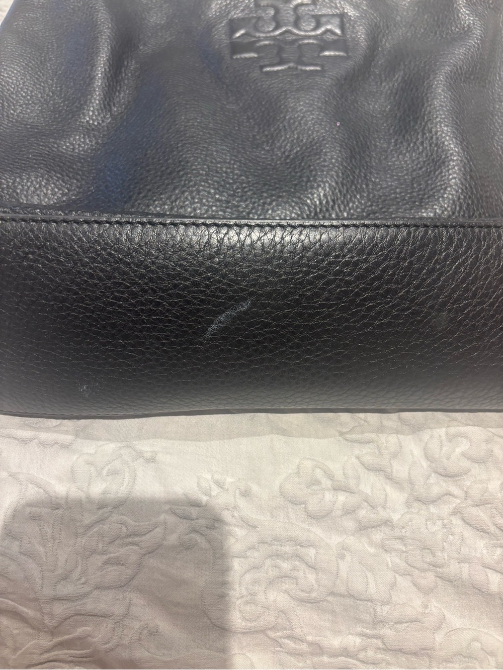Tory Burch Black Pebbled Leather Shoulder Bag with Tassels - Picture 3 of 8